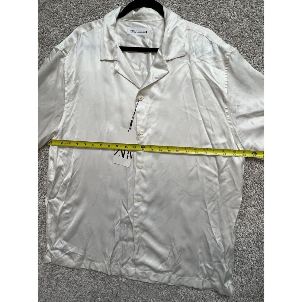 ZARA Men’s Button Up Shirt White Satin Short Sleeve Casual Dress NWT Size XL - Picture 2 of 10